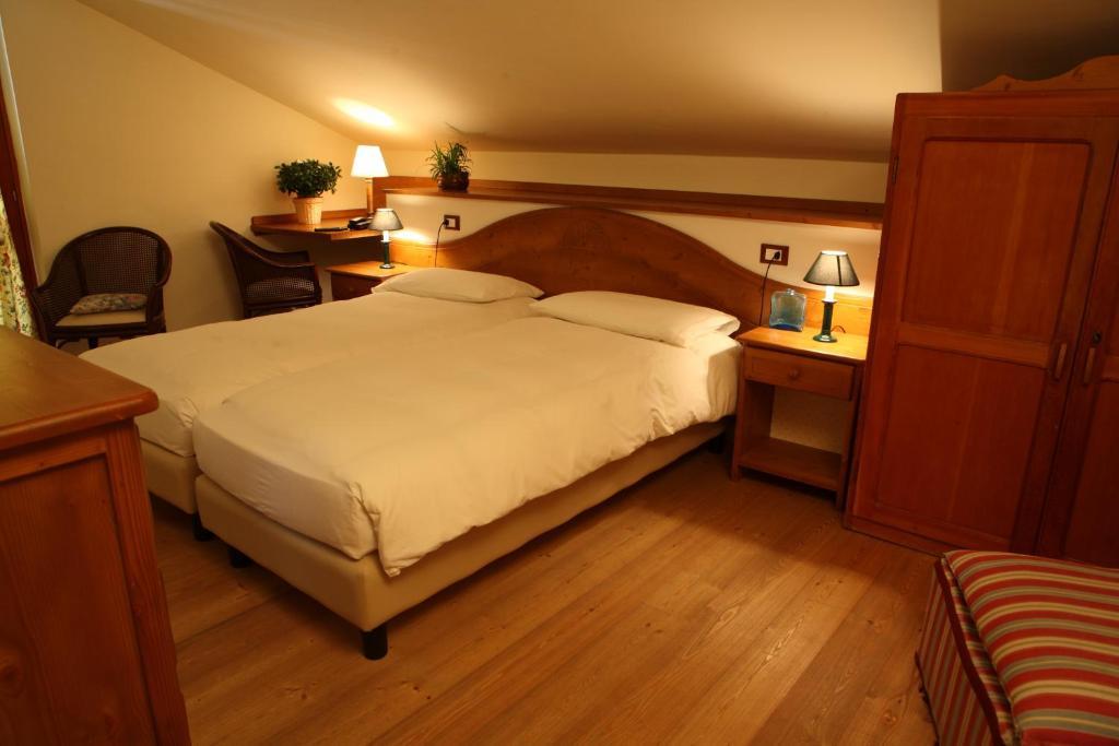 Hotel Residence Valverde Gressoney-la-Trinité Quarto foto
